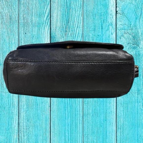 Wanderers Trieste Leather Crossbody Bag - Picture 7 of 13